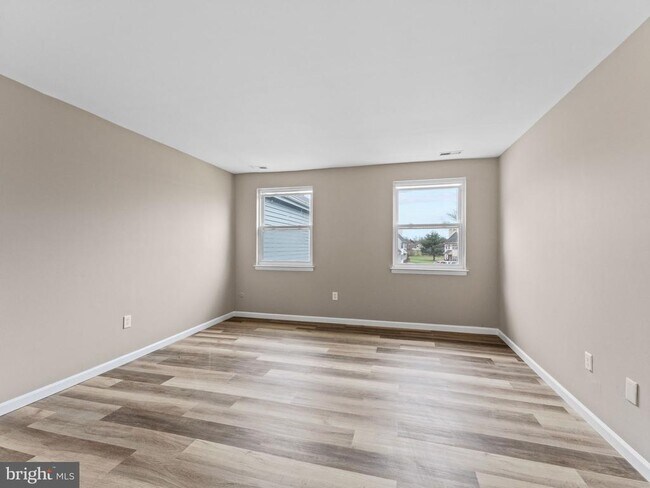 Building Photo - 144 Willow Turn