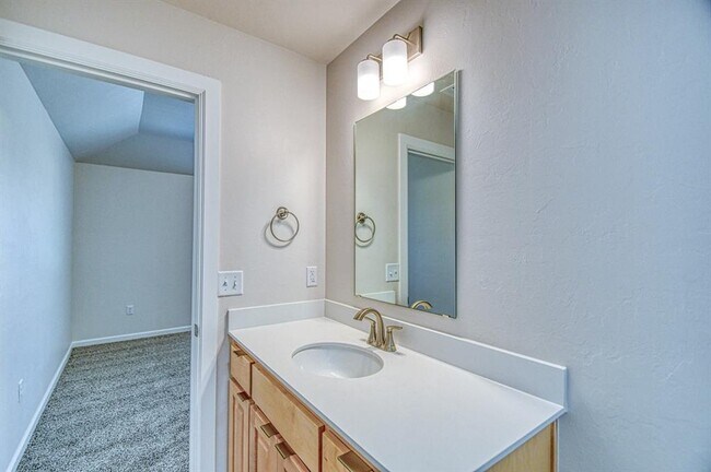 Building Photo - 2723 Varenna Ln