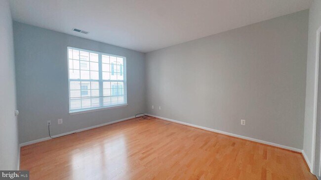 Building Photo - 4191 Lochleven Tr
