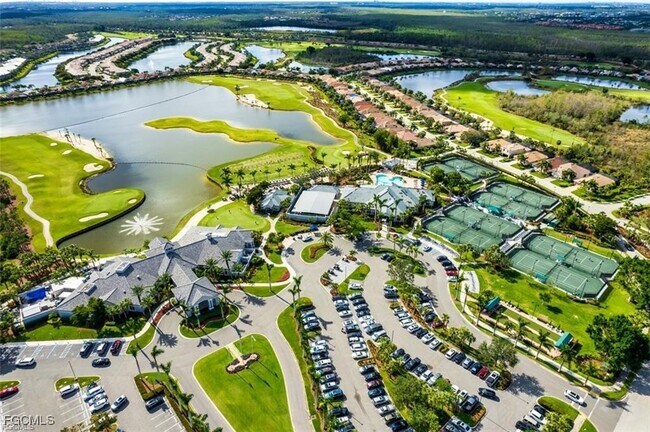 Building Photo - 10028 Colonial Country Club Blvd