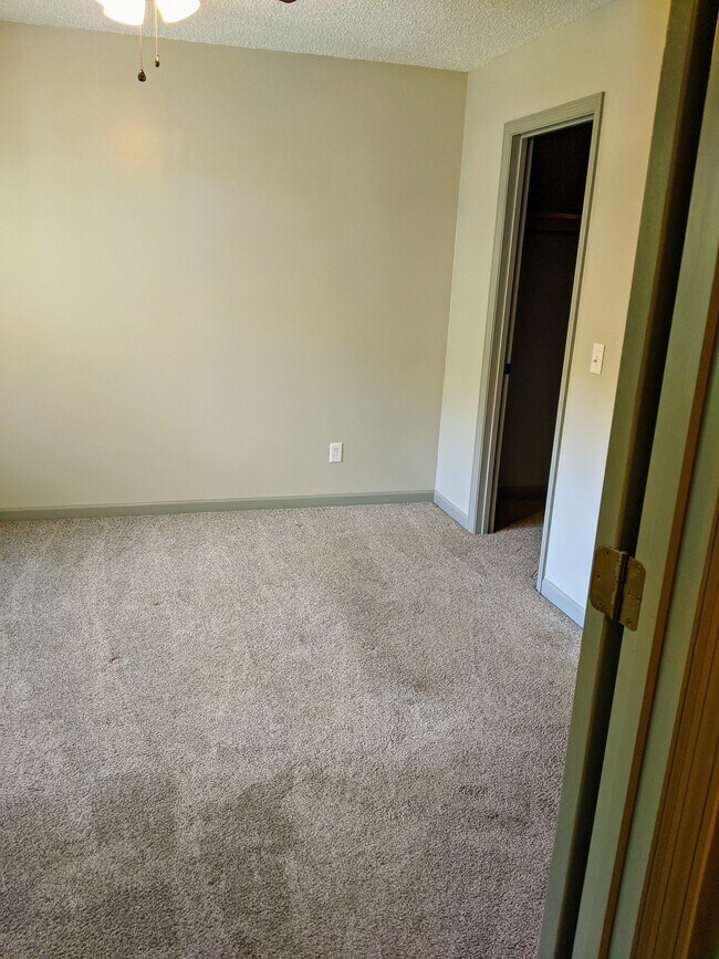 Building Photo - 1363 Legion Rd