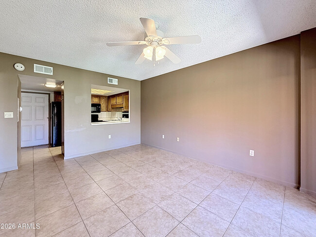 Building Photo - 10330 W Thunderbird Blvd
