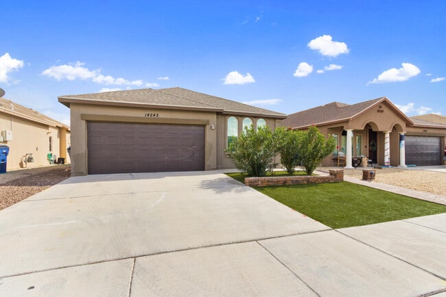 Building Photo - 14242 John Scagno