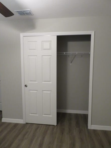 Building Photo - 2605 NE 6th Pl