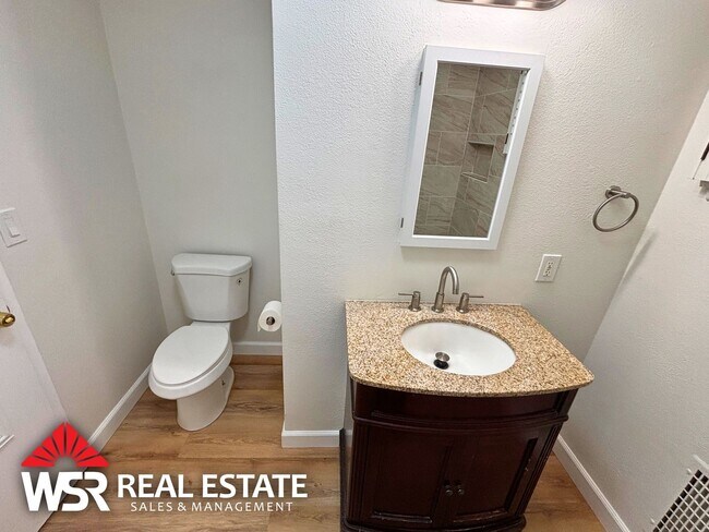 Building Photo - Charming 3-Bed Home in the Heart of Rivers...