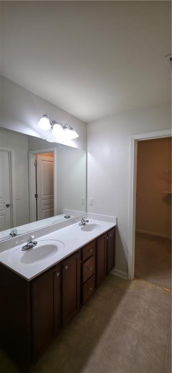 Building Photo - 2200 Oakland Grove Pl