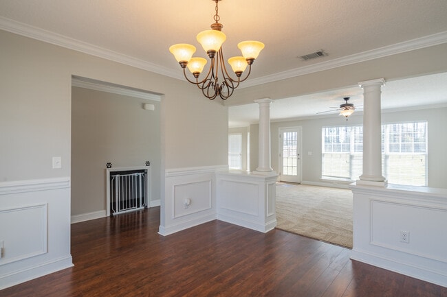 Building Photo - 141 Powers Dr