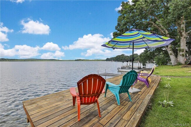 Building Photo - 36 Ten Broeck Ln