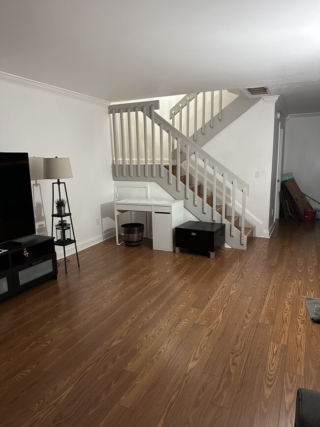 Building Photo - 13989 SW 94th Cir Ln