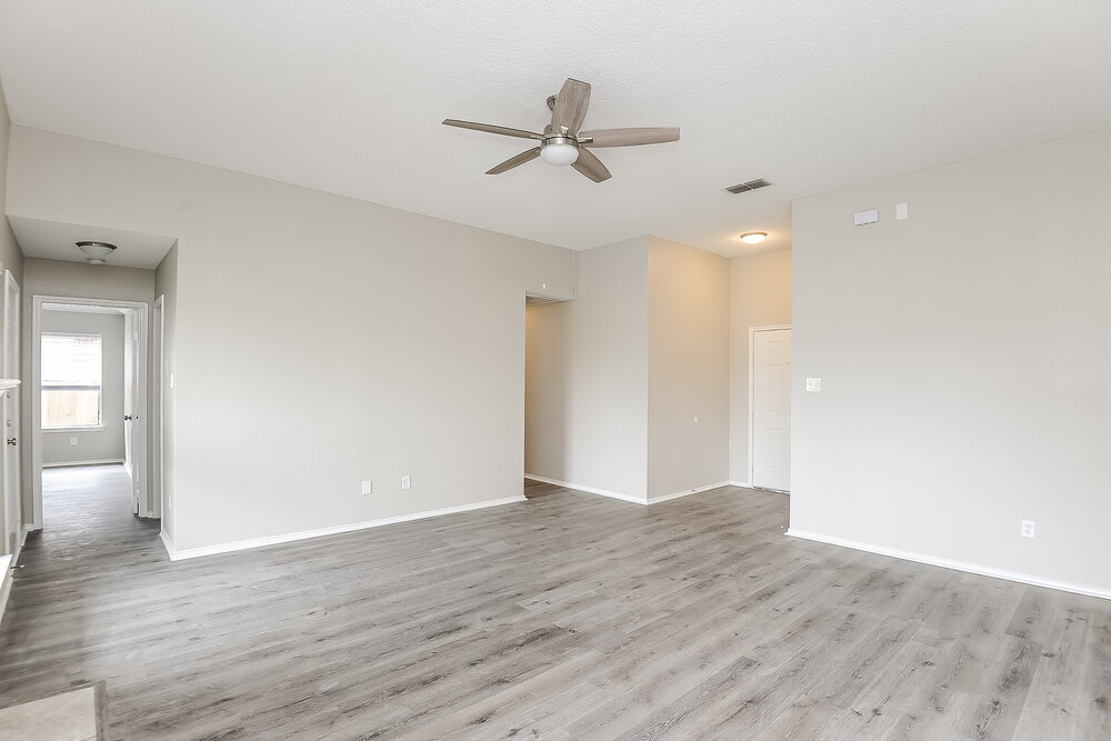 Building Photo - 930 Morgan Dr