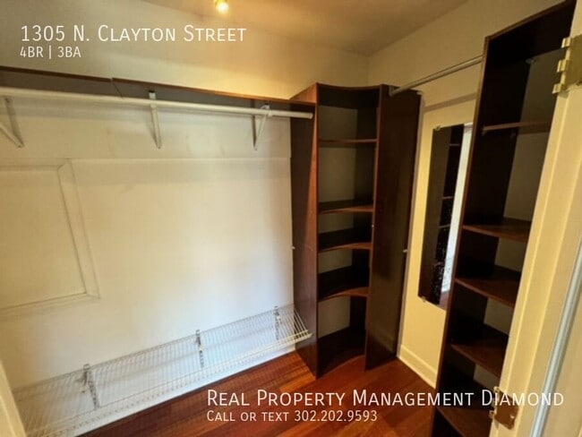 Building Photo - 1305 N Clayton St