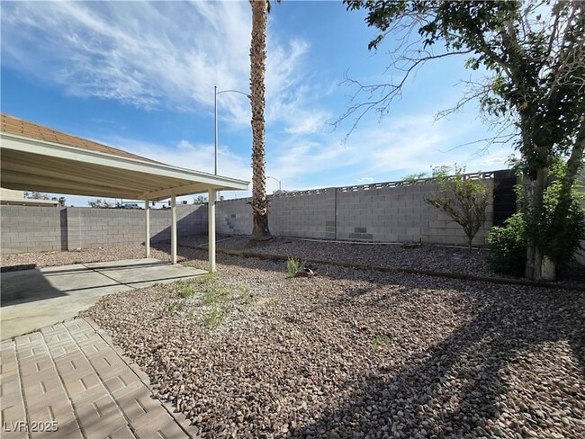 Building Photo - 908 Coral Isle Way
