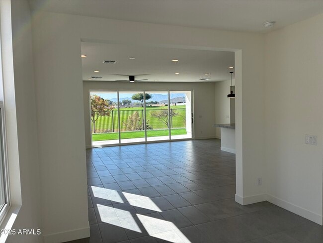 Building Photo - 10862 N Brownsville Ln