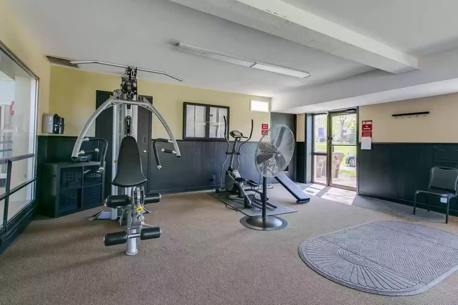 Workout Facility - 10750 Rockford Rd
