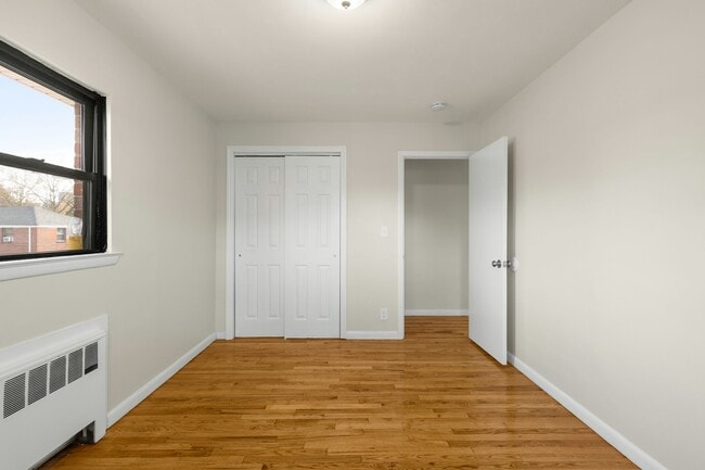 Building Photo - 486-490 Essex St