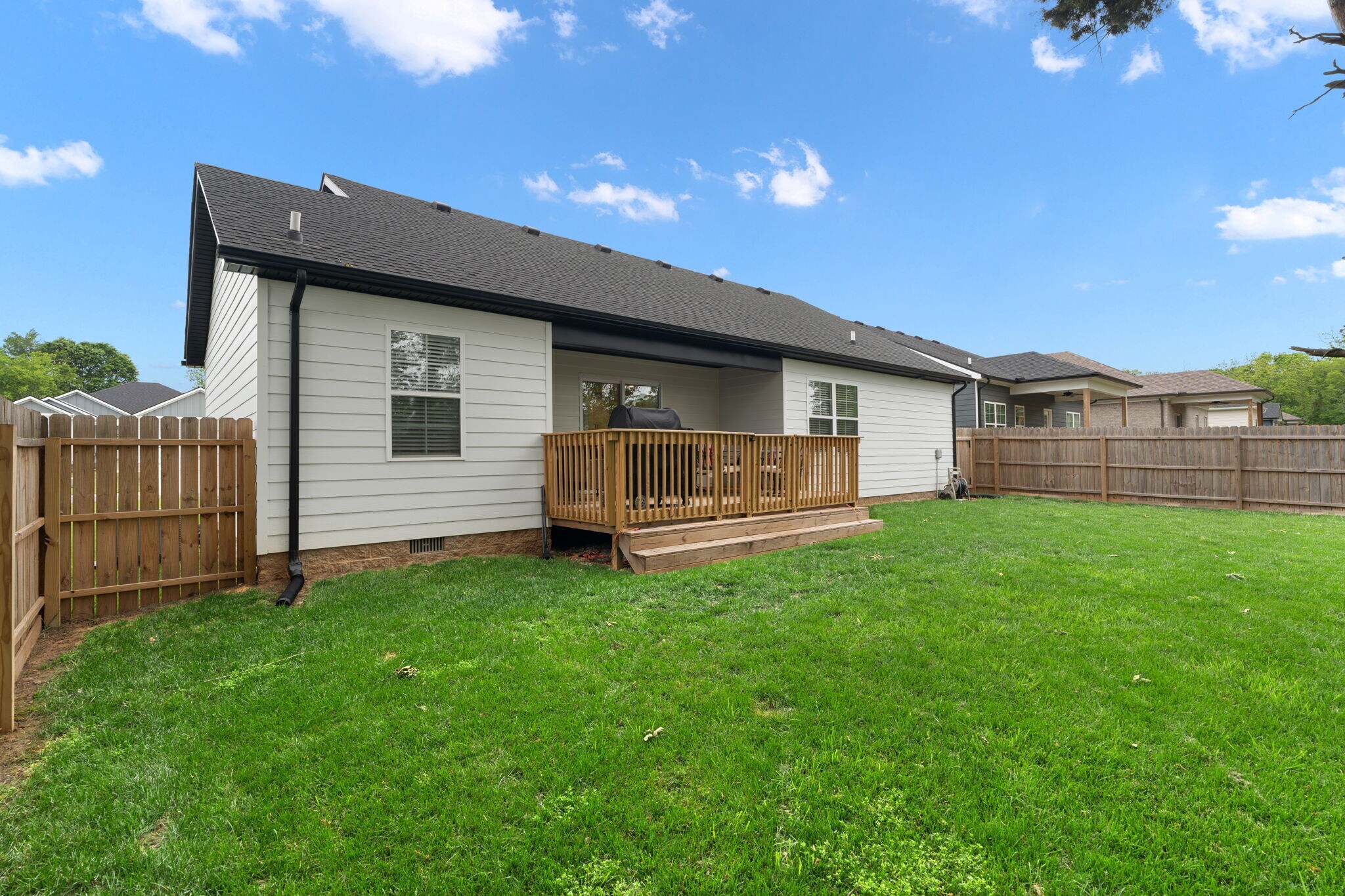 Building Photo - 668 Pleasant Meadow Ln