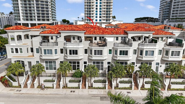 Building Photo - 508 N Birch Rd