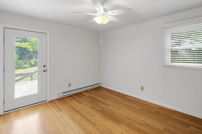 Building Photo - 2-4 Village Park Dr