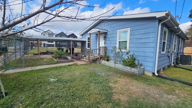 Building Photo - 4405 Alice St