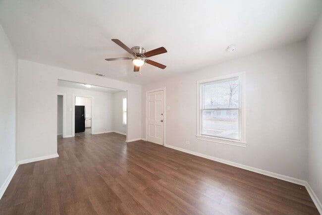 Building Photo - LAWN CARE INCLUDED! Updated 3-Bedroom Home with Detached Garage & Fenced Yard