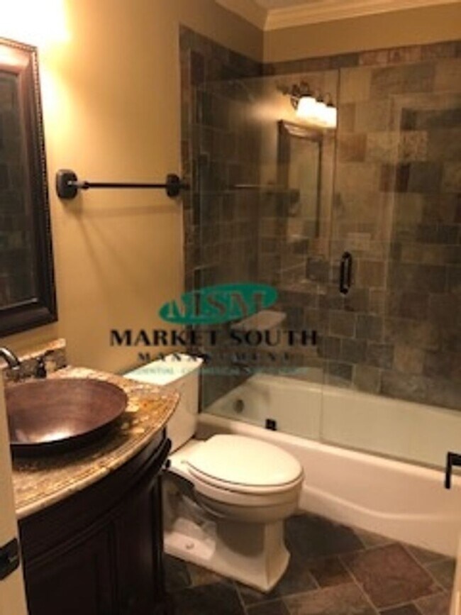 Building Photo - SOUTHBRIDGE BEAUTY- AVAILABLE NOW!