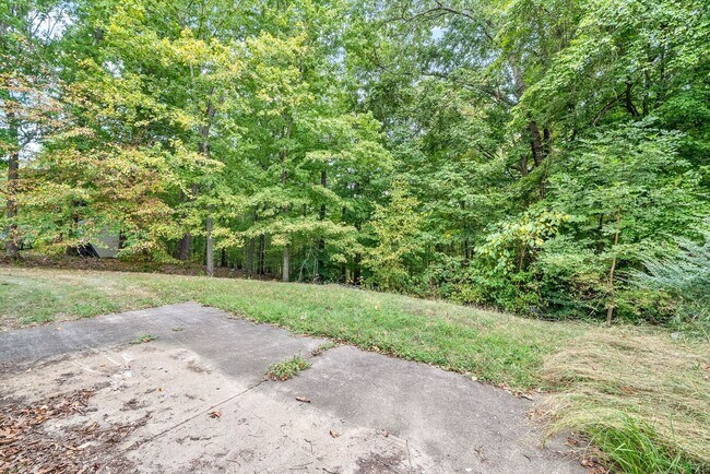 Building Photo - 510 Aspen Dr