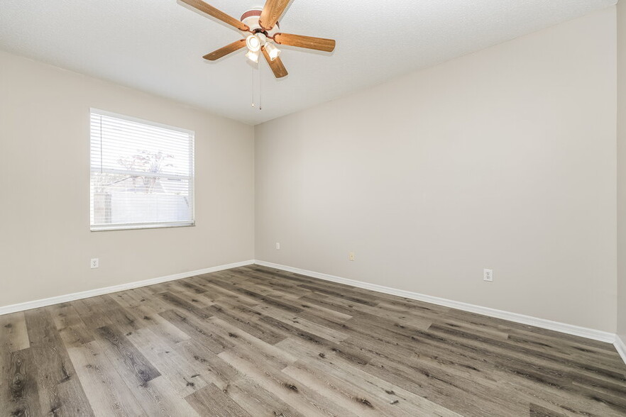 Building Photo - 22820 Marsh Wren Dr