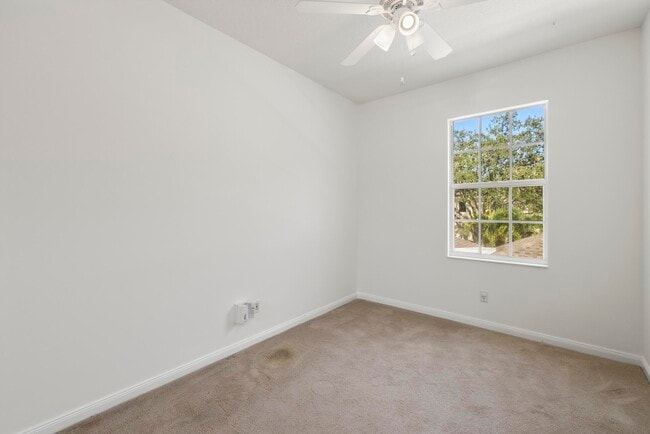 Building Photo - 108 Courtenay Ct