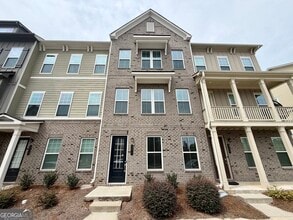 Building Photo - 324 Overture Ct SE