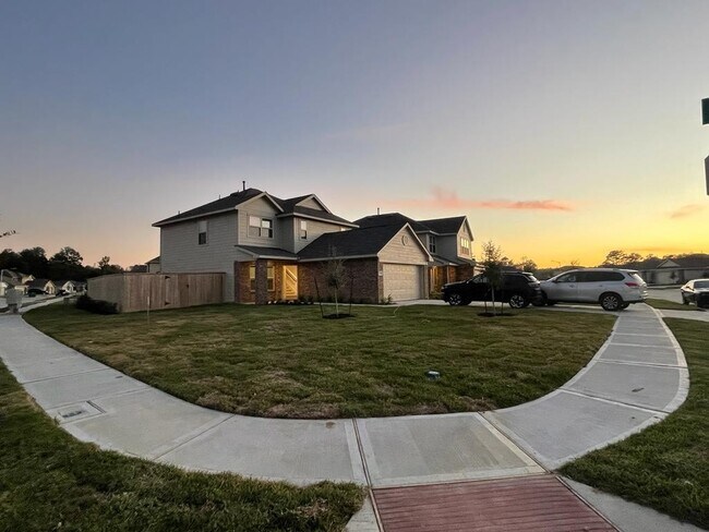 Primary Photo - 21042 Longeni Dr