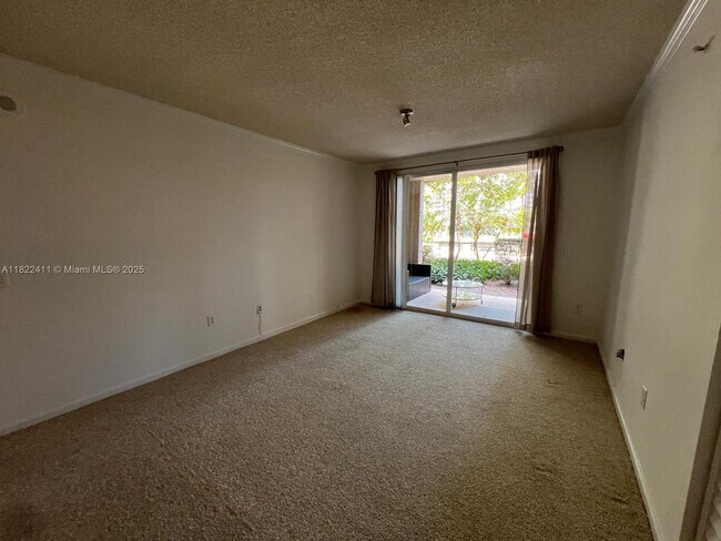 Building Photo - 17150 N Bay Rd