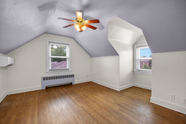 Building Photo - 8901 Granby St