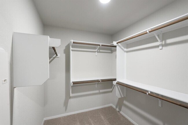 Building Photo - 2812 Steels Rd