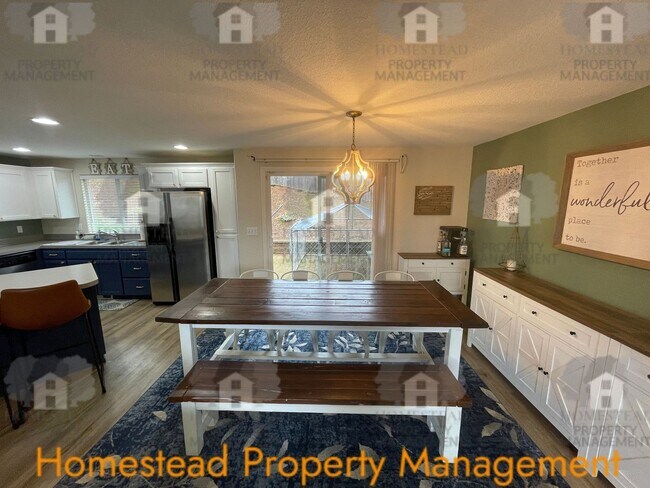 Building Photo - OUTSTANDING SOUTH SALEM LOCATION! HOME WITH A VIEW!