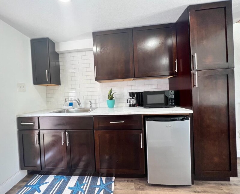 Building Photo - 3027 W Cordelia St