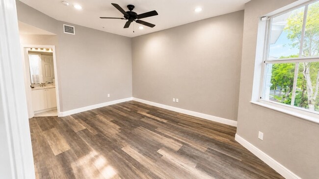 Building Photo - 3509 Shoma Dr