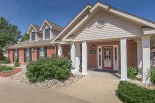 Leasing Office Front - The Ridge of Haysville