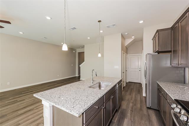 Building Photo - 3027 Songbird Ln