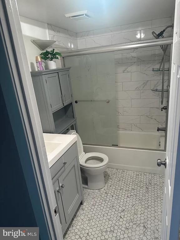 Building Photo - 172 Drummers Ln