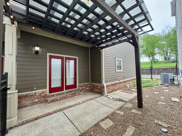 Building Photo - 3704 W Cherokee Rd