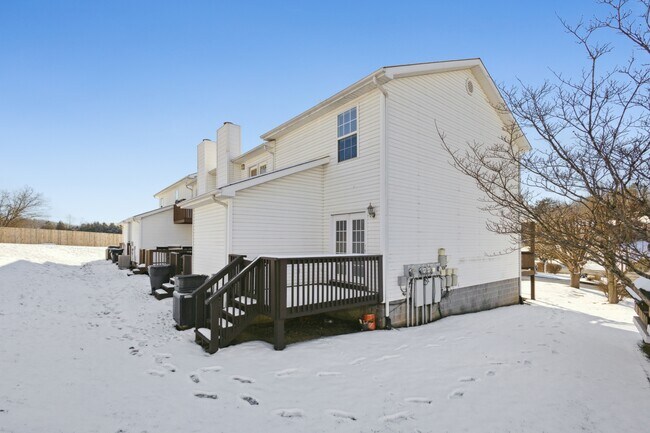 Building Photo - 2023 Weaver Pike