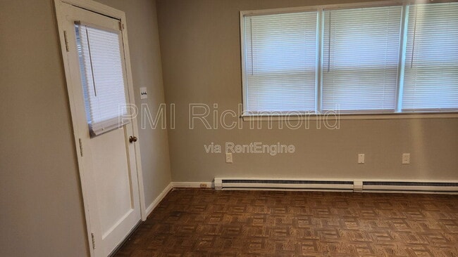Building Photo - 125 Seaboard St