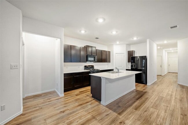 Building Photo - 430 Doherty