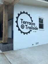 Building Photo - Terraces at Trailside