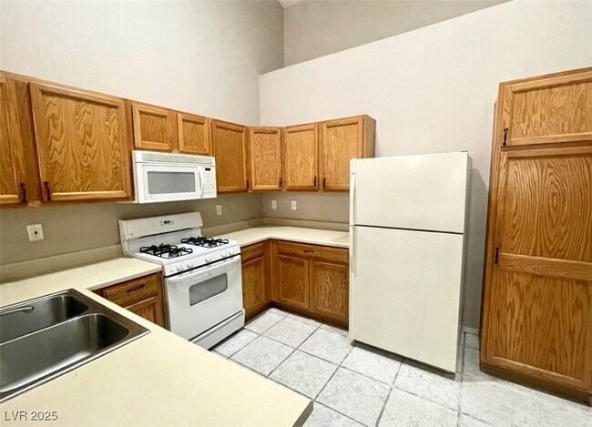 Building Photo - 2053 Jade Creek St