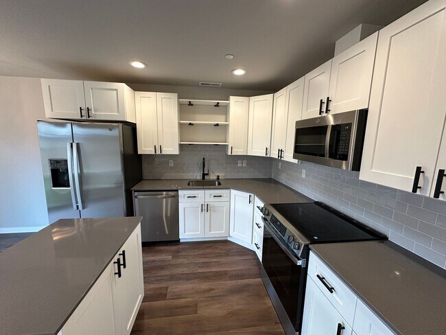 Building Photo - 1816 chipman St SE