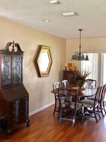 Building Photo - 631 Linnet Cir