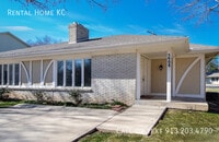 Building Photo - 5908 Brittany-