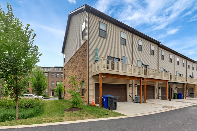 Building Photo - 4331 La Plata Ave