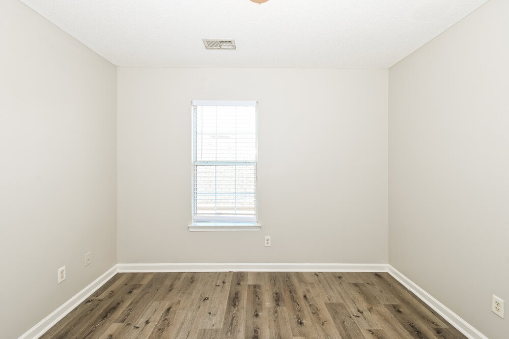 Building Photo - 9890 Vista Ridge Dr